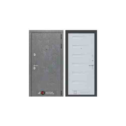 Входная металлическая дверь Лабиринт Бетон 14 Дуб кантри белый горизонтальный